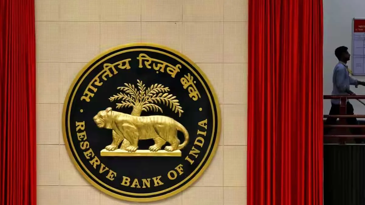 Reserve Bank of India golden insignia